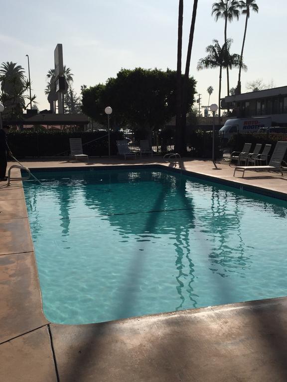 Vagabond Inn Los Angeles At Usc Eksteriør billede
